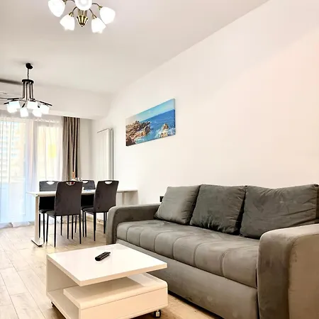 Aqua Vista Infinity & Mare - Piscina - Jacuzzi - Sauna - Gym Privat * Năvodari